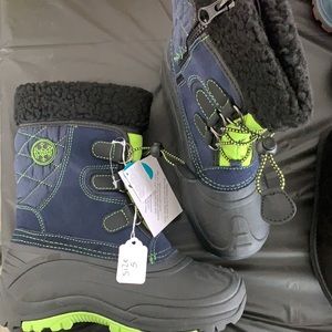 Winter boots